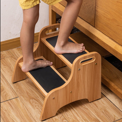 Tabouret en bois à deux marches