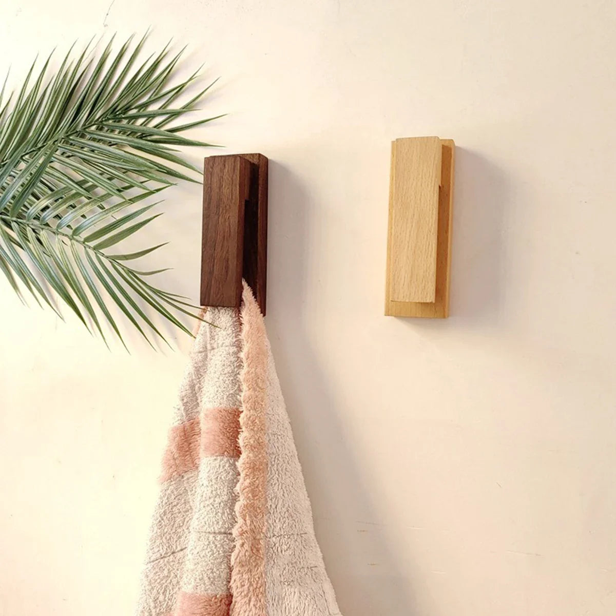 Porte-serviette scandinave « pince » à fixer en bois